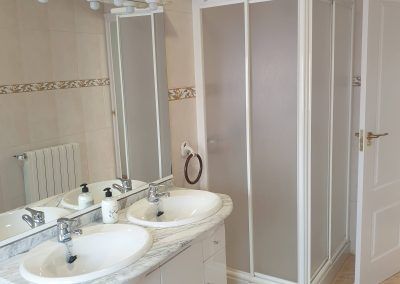 Alicante II bano